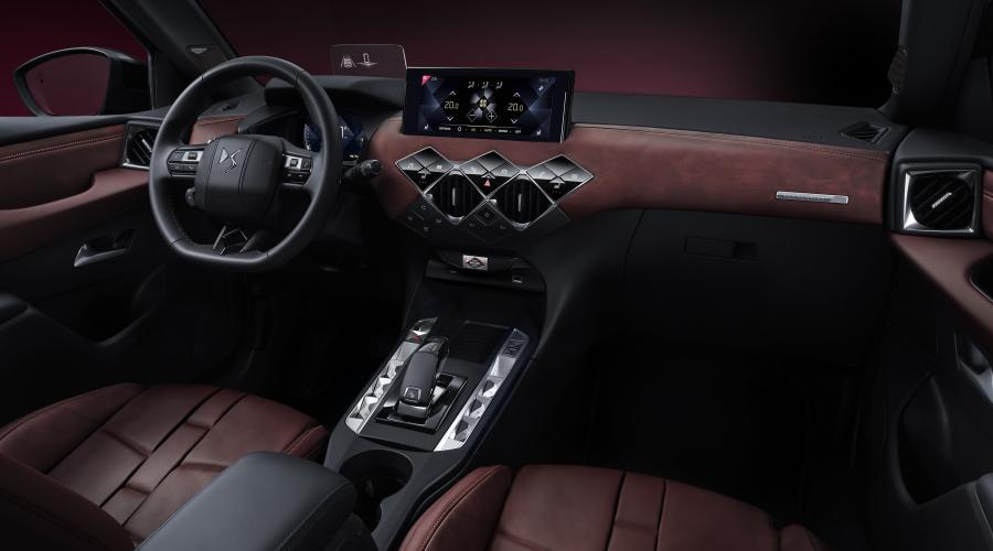 Торпедо DS 3 Crossback La Premiere 2019 года  (WW) (фото 11 из 31)